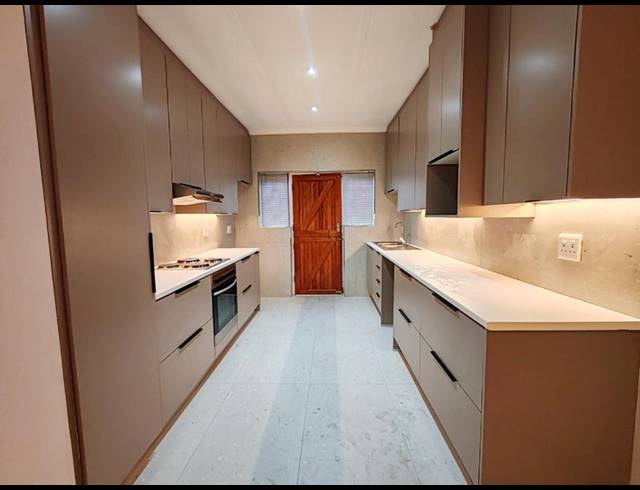 3 BEDROOM PROPERTY TO RENT IN KENWYN